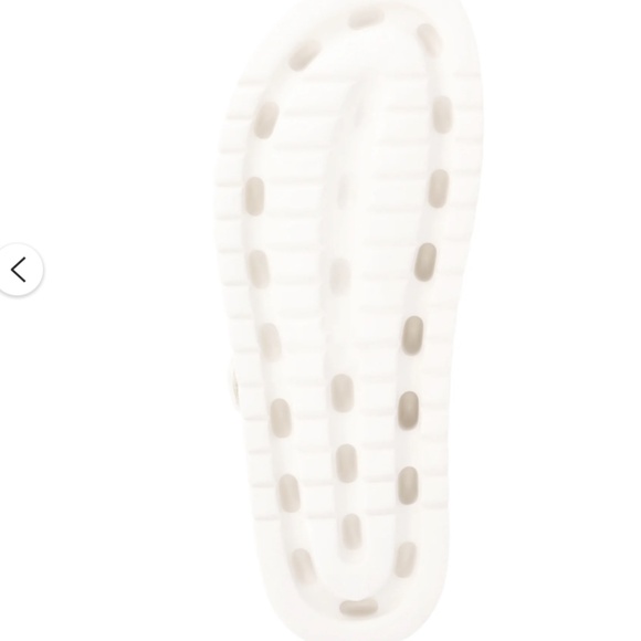 No Boundaries Women's Geo Slide Sandals - Picture 4 of 4